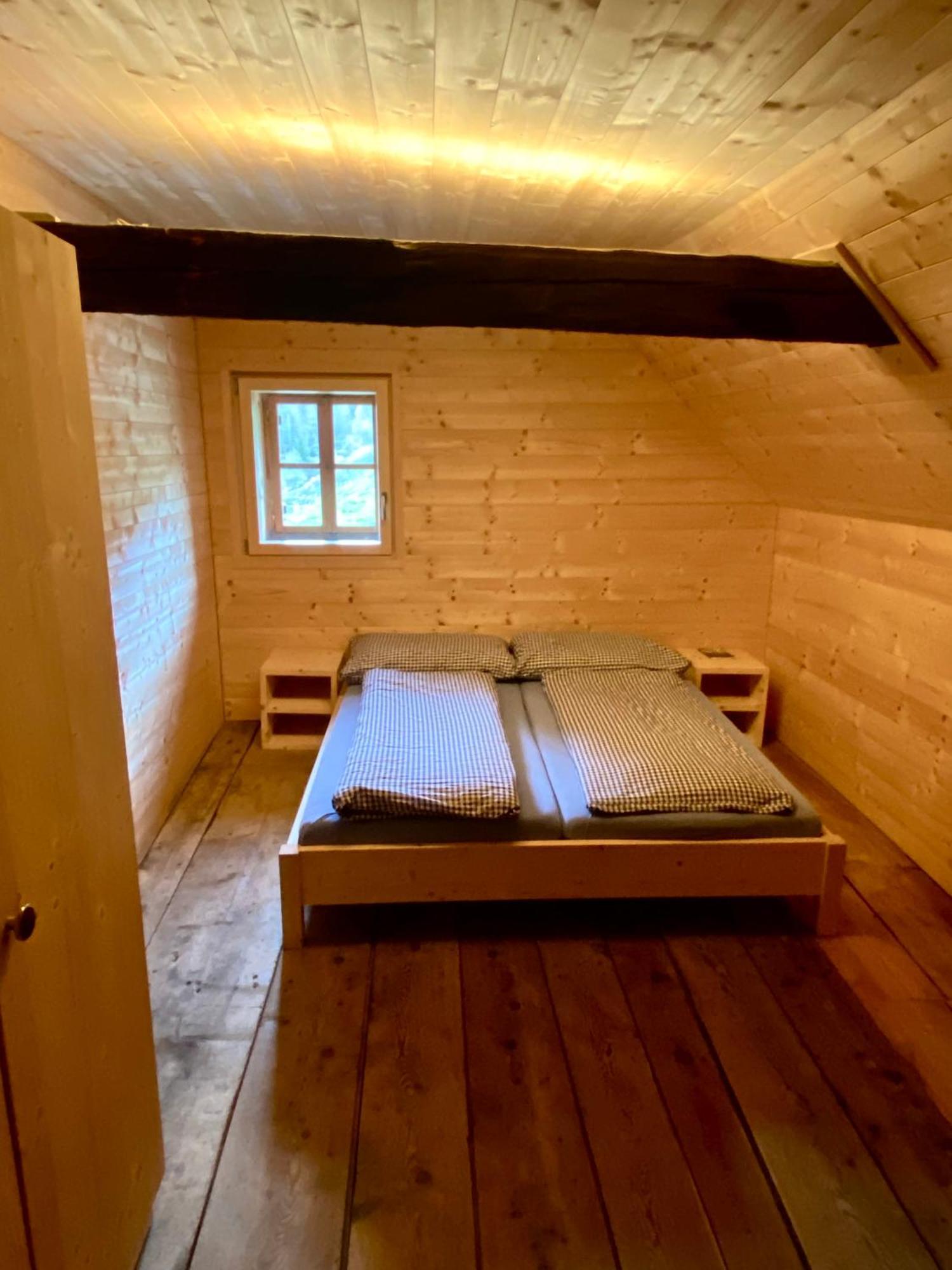 Madulain Alp Es-Cha Dadour B&B 외부 사진