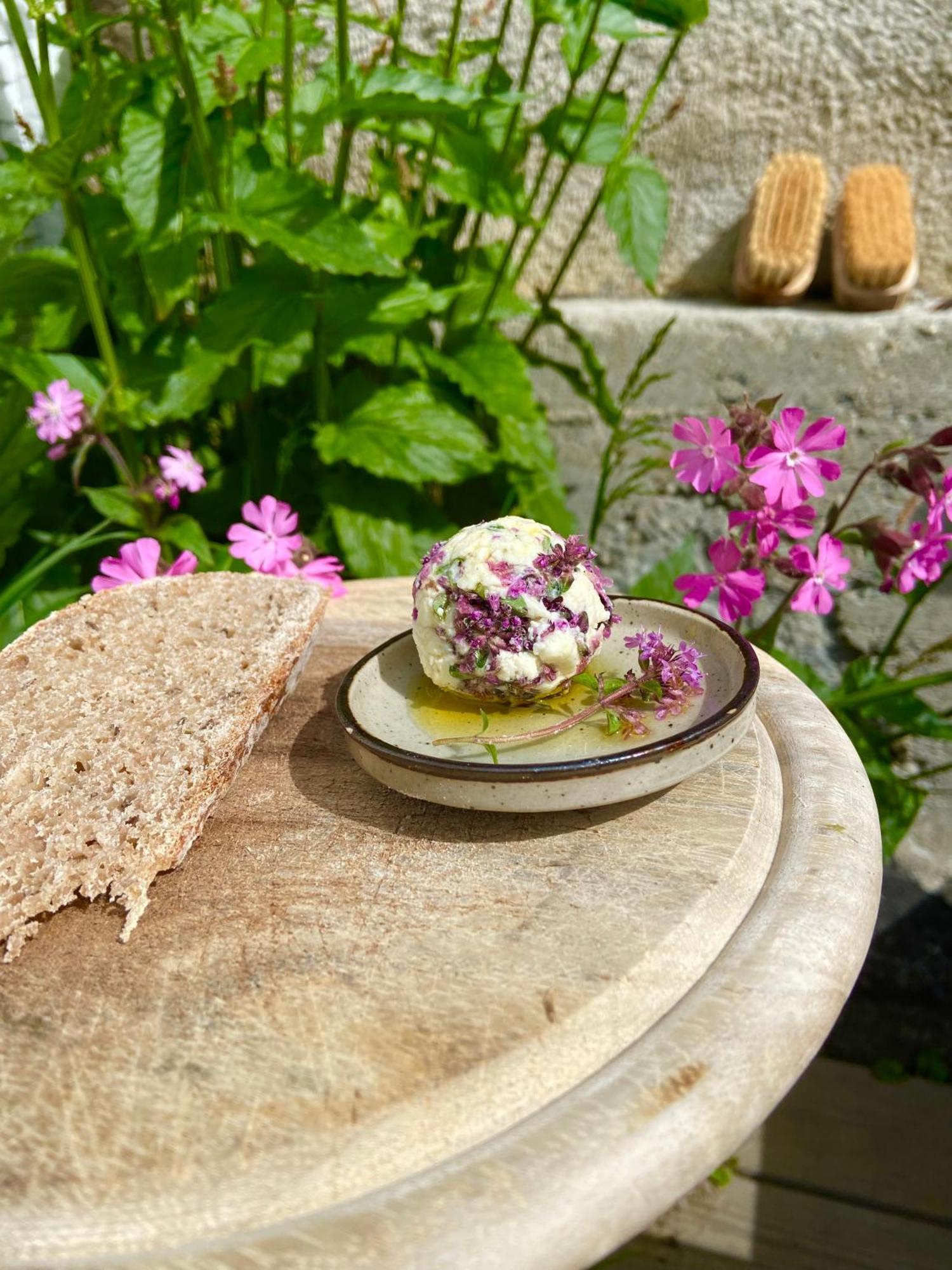 Madulain Alp Es-Cha Dadour B&B 외부 사진