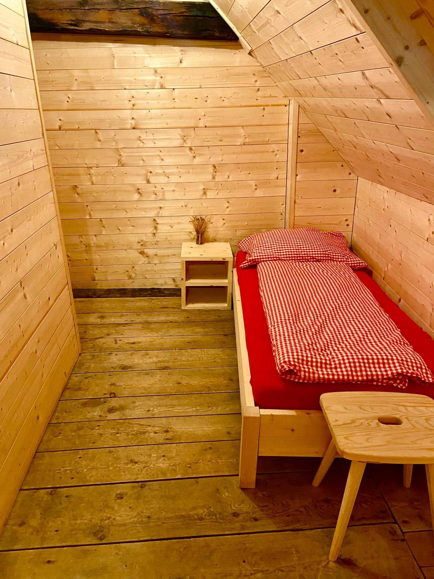 Madulain Alp Es-Cha Dadour B&B 외부 사진